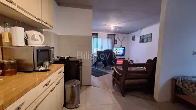 House 75 m², Samobor - three apartments and an outbuilding - 15