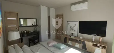 Stan u Poreču, prizemlje s vrtom 238 m² i novogradnja - 10