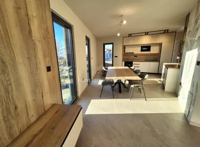Furnished penthouse in a new building - 9