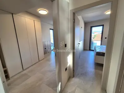 Furnished penthouse in a new building - 15