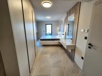Furnished penthouse in a new building - 16