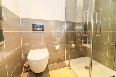 Haus 400 m², Rovinj - ruhige Straße und Grundstücksfläche - 15