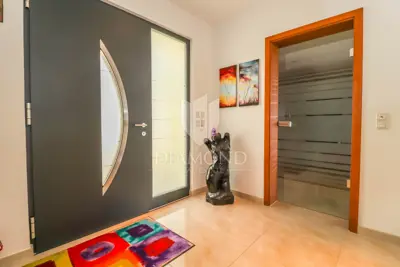 Haus 400 m², Rovinj - ruhige Straße und Grundstücksfläche - 5