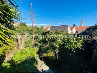 Haus 110 m², Otok Brač - 70 m vom Meer und vom Zentrum - 2