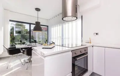 Kostrena, 65 m², 2S+DB, 150 m² okućnice
