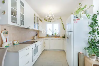 Apartment 136 m², Veli vrh - 3 bedrooms and 2 bathrooms