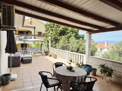Brač, Supetar – two-story detached house for sale