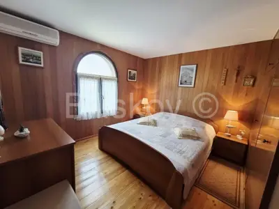 Brač, Supetar, freistehendes zweistöckiges Haus zu verkaufen - 22