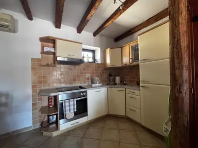 Steinhaus 85 m², Rovinj - renoviert und authentisch - 4