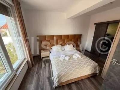 Haus 200 m², Okrug Gornji, Meerblick und Privatsphäre - 10