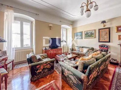 Wohnung 144 m², Rijeka Centar - aristokratischer Stil - 2