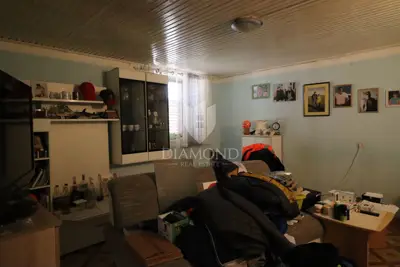 Kuća 300 m², Rovinj okolica - 4 spavaće sobe - 3