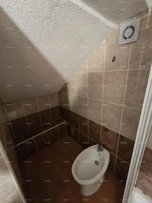 NOVIGRAD - Prodaja dva stana u obiteljskoj kući - 11