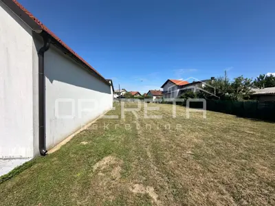 Grundstück 6.893 m², Pustakovec bei Čakovec, ruhige Straße - 7