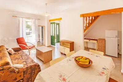 House 132 m², Marčana - near the center and renovated - 2