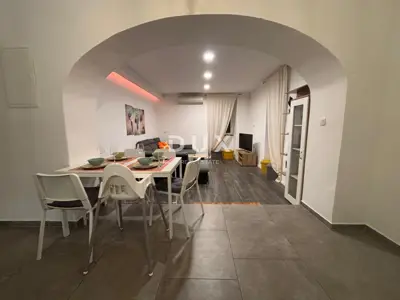 Wohnung 100 m², Opatija - Centar, Terrasse und Parkplatz - 6