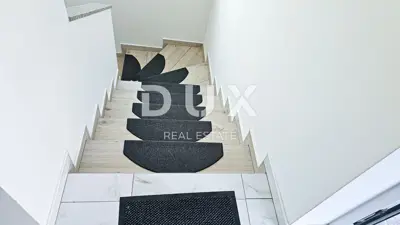 Haus 240 m², Omišalj - 25 m vom Meer und Zugang zum Strand - 13