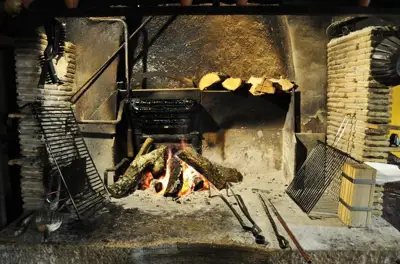 ISTRA, BUJE - Poslovno-stambeni objekt s uhodanim poslom - 5