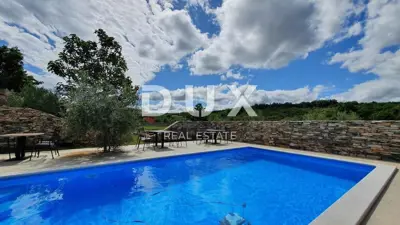 ISTRA, BUJE - Poslovno-stambeni objekt s uhodanim poslom - 2