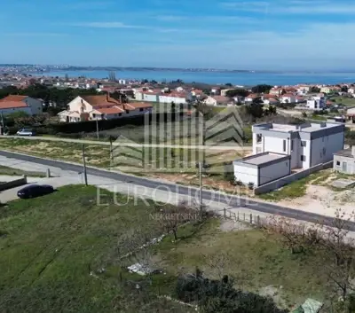 Building plot 398 m², Vrsi - next to the main road - 3