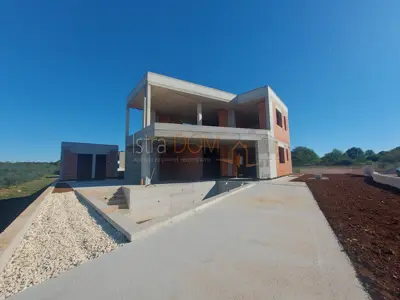 Vila 228,6 m², Vodnjan - bazen i pogled na more - 8