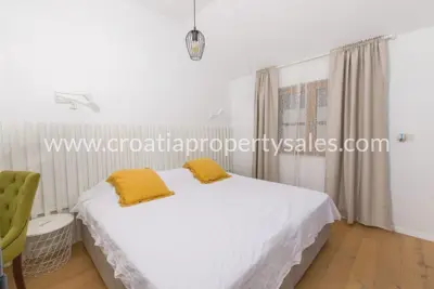 Kuća, Hvar, 250 m², 800 000 € - 10