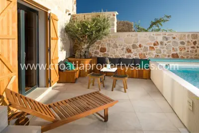 Kuća, Hvar, 250 m², 800 000 € - 2