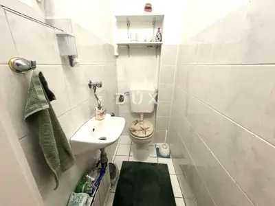 DALMATIEN, VODICE - 3 Zimmer Wohnung im Erdgeschoss, 450 m vom Strand, Parkplatz, - 8