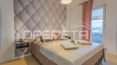 Luxury apartment with a garden and a jacuzzi, gated complex, Split - 4