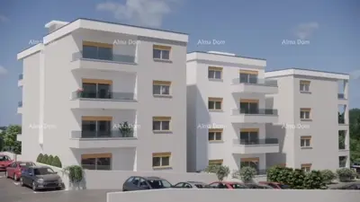 Stan 54 m², Pula Centar - 2 spavaće sobe i terasa - 4