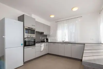 Haus zum Kauf in Labin, 165 m² - 10