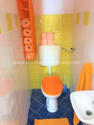 Kuća 75 m², centar otoka Visa - 180 m od mora - 6