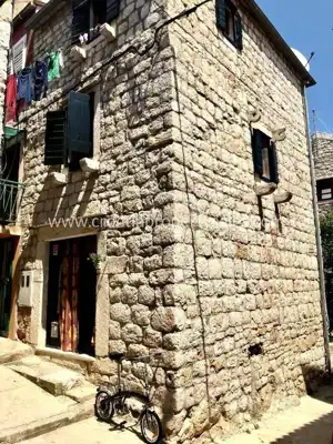 Kuća 75 m², centar otoka Visa - 180 m od mora - 3