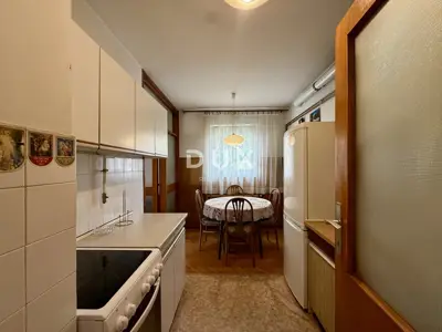 Stan 64 m², Podmurvice - 2 spavaće sobe, loggia i pogled na more - 2