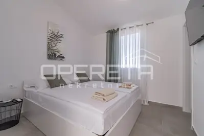 House for sale in Momjan, 231 m² - 15