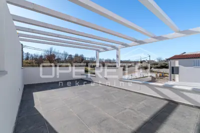 House for sale in Momjan, 231 m² - 22