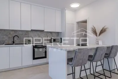 House for sale in Momjan, 231 m² - 4