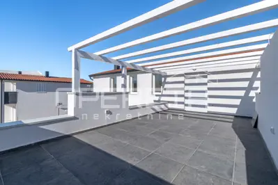 House for sale in Momjan, 231 m² - 21
