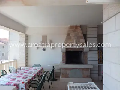 Kuća, Brač, 150 m², 395 000 € - 7