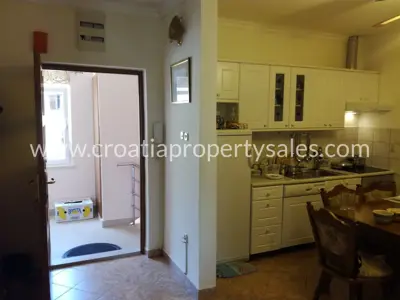 Kuća, Brač, 150 m², 395 000 € - 5