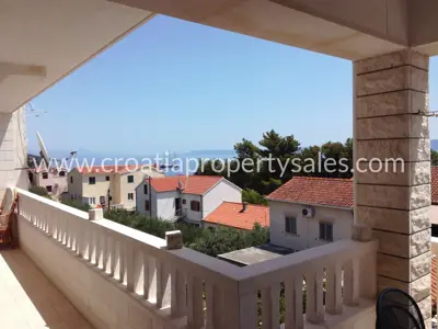 Kuća, Brač, 150 m², 395 000 € - 4
