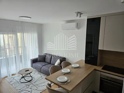 ZADAR, Stan u novogradnji za najam od 1.8.2026 - 4