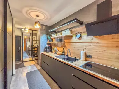 Stan 60 m², centar Umaga - renoviran i moderno uređen - 4