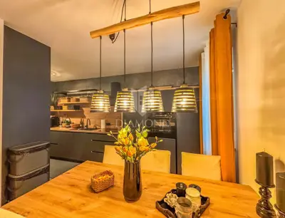 Stan 60 m², centar Umaga - renoviran i moderno uređen - 5