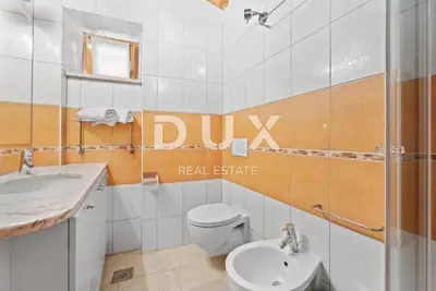 Haus 210 m², Kanfanar - zwei Steinvillen mit Pool - 16