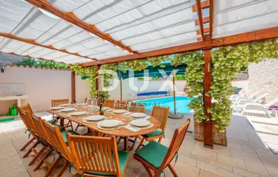 Haus 210 m², Kanfanar - zwei Steinvillen mit Pool - 19