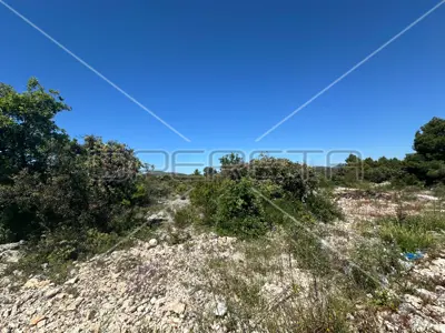 Grundstück 4 475 m², Pirovac - an der Hauptstraße und 250 m vom Meer entfernt - 5