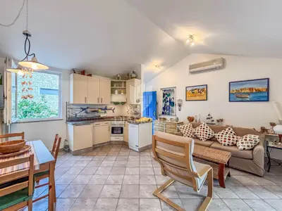 Umag, surrounding area, apartment with sea view 30 steps from the beach! - 8