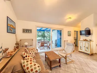 Umag, surrounding area, apartment with sea view 30 steps from the beach! - 4