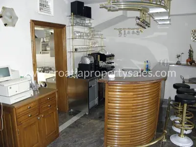 Haus, Brač, 600 m², 1 800 000 € - 5